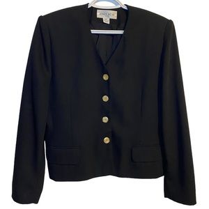 Vintage Jones Wear Black Cropped Elegant Blazer